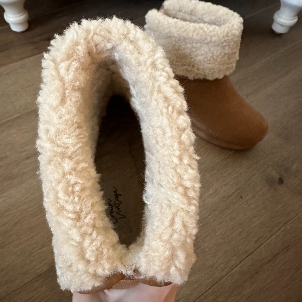 DSW Crown Vintage Seloina Bootie - Picture 7 of 10